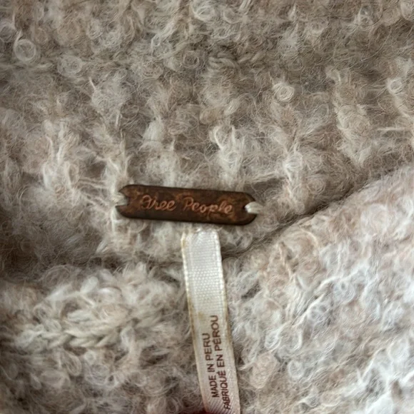 Free People Alpaca Funnel Neck sweater, size Small - Picture 5 of 6